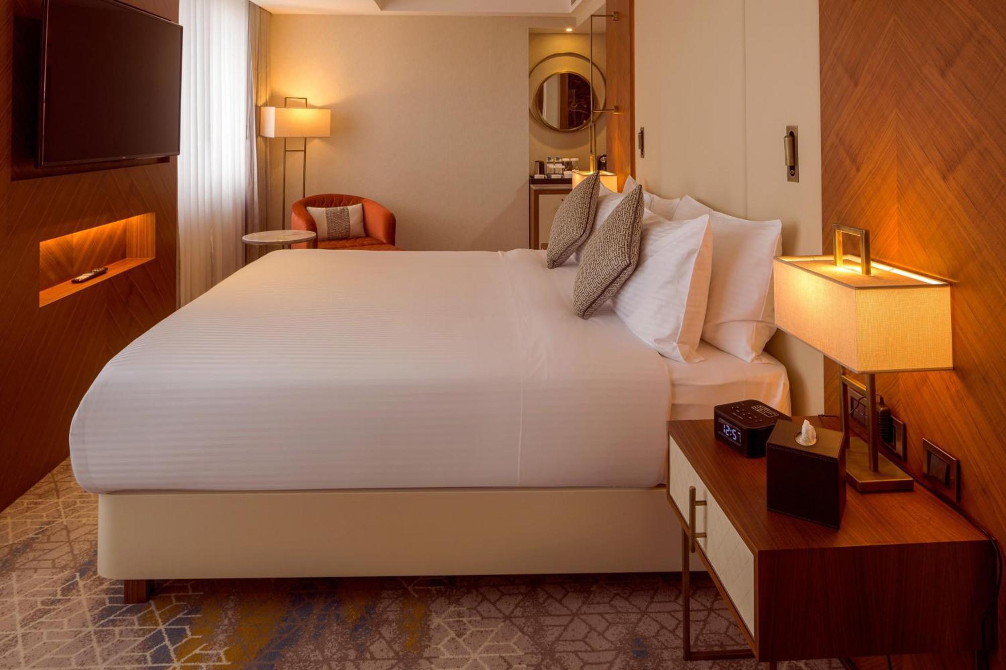 Sheraton Biszkek Zewnętrze zdjęcie